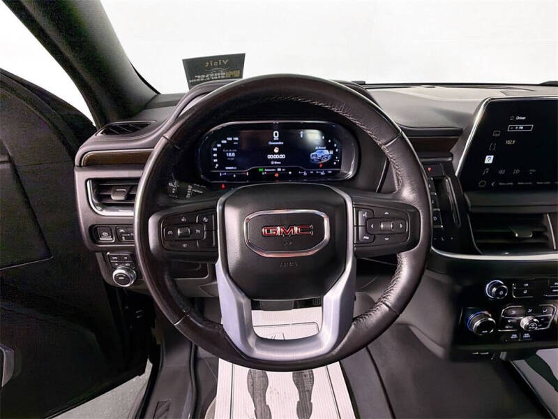 2022 GMC Yukon XL SLE