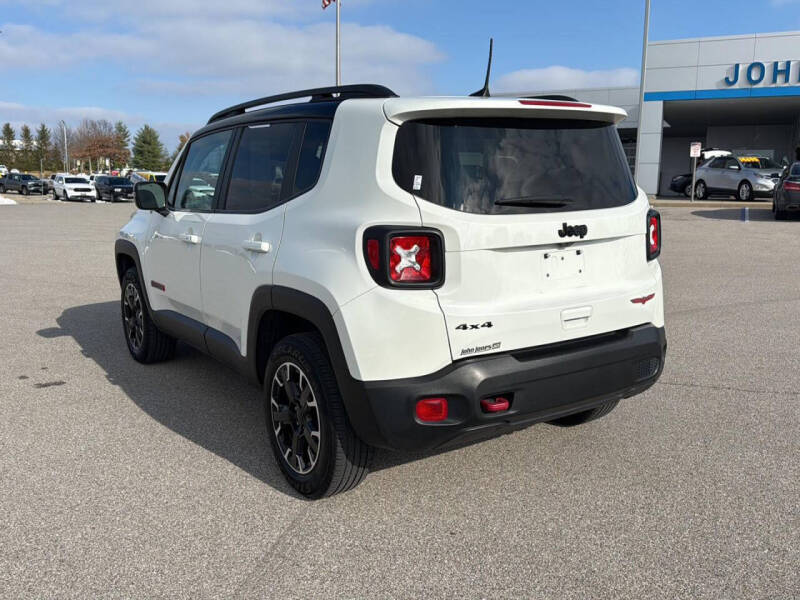 2023 Jeep Renegade Trailhawk
