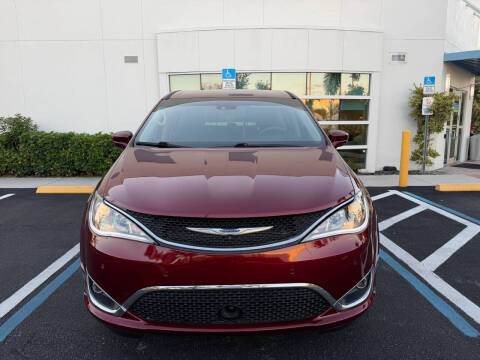 2019 Chrysler Pacifica Touring Plus