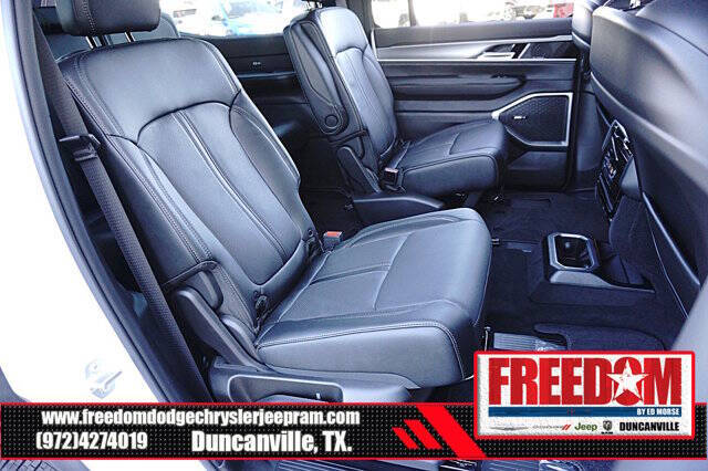 2025 Jeep Wagoneer Carbide