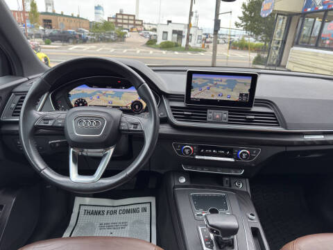 2020 Audi Q5 quattro Premium Plus 45 TFSI