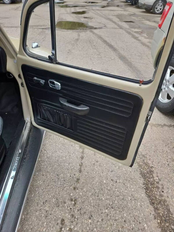 1969 Volkswagen Beetle 2D Sedan