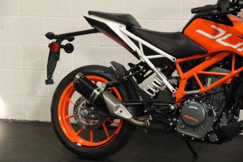 2017 KTM Duke 390
