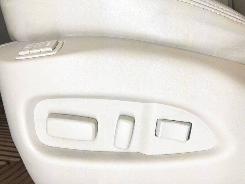 2010 Cadillac SRX Luxury Collection