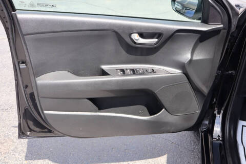 2022 Kia Rio 5-Door S