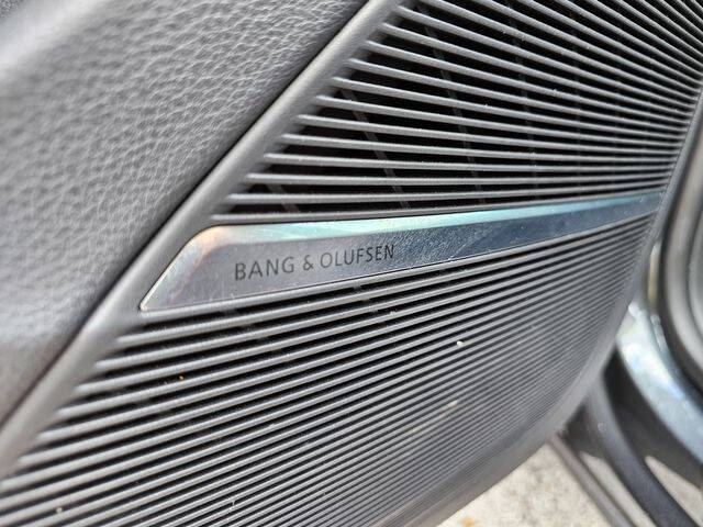 2022 Audi Q8 quattro Premium Plus 55 TFSI