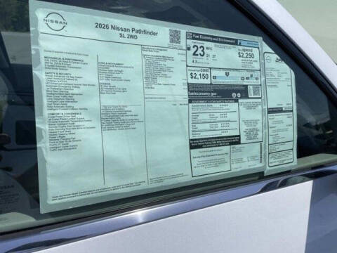 2026 Nissan Pathfinder SL