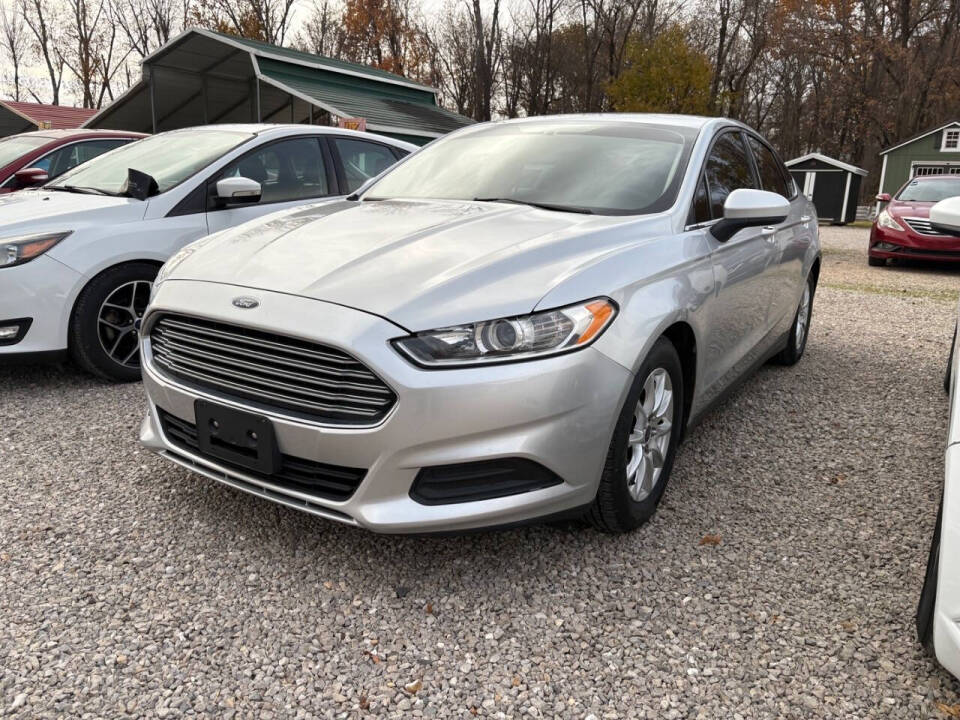 2015 Ford Fusion S's photo