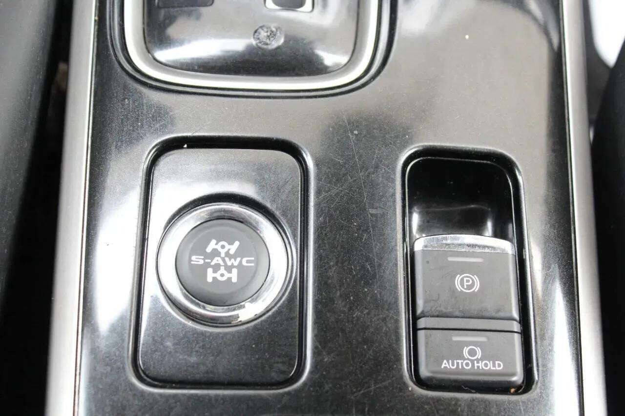 MitsubishiOutlander24