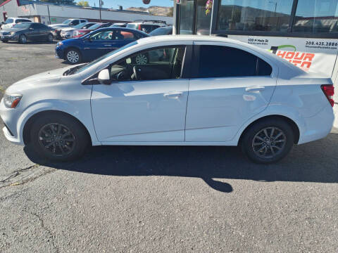 2018 Chevrolet Sonic LT Auto