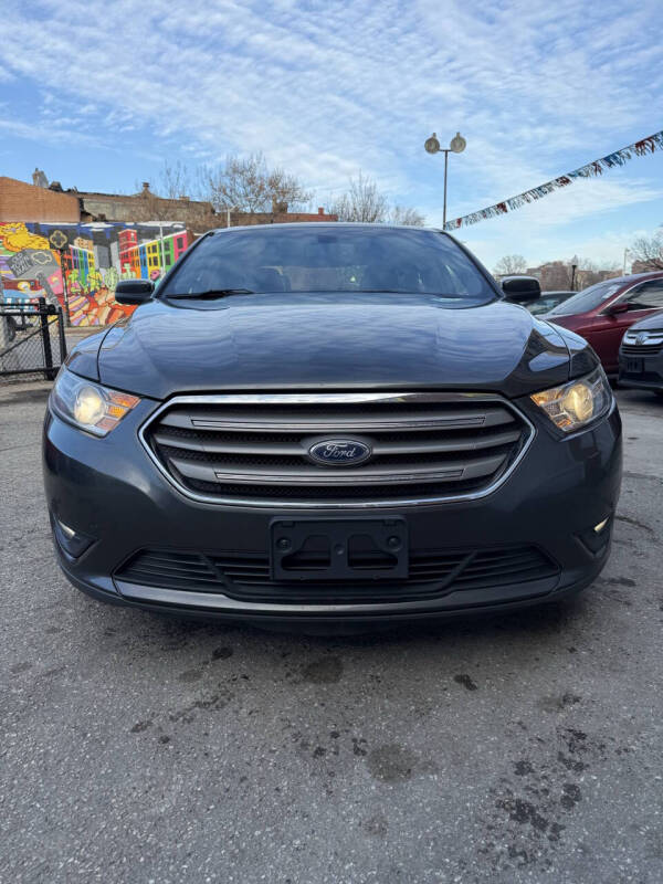 2018 Ford Taurus SEL