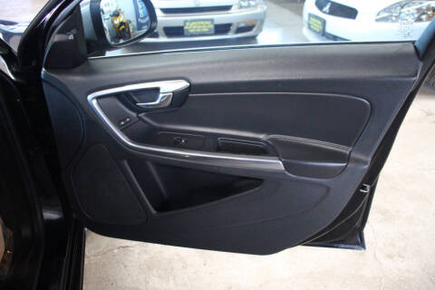 2013 Volvo S60 T6 R-Design Platinum