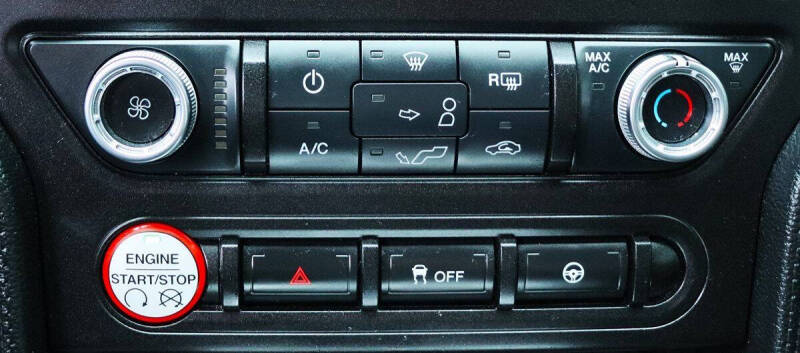 2015 Ford Mustang V6