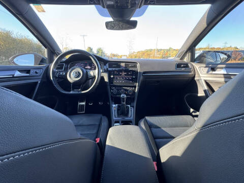 2019 Volkswagen Golf R 4Motion