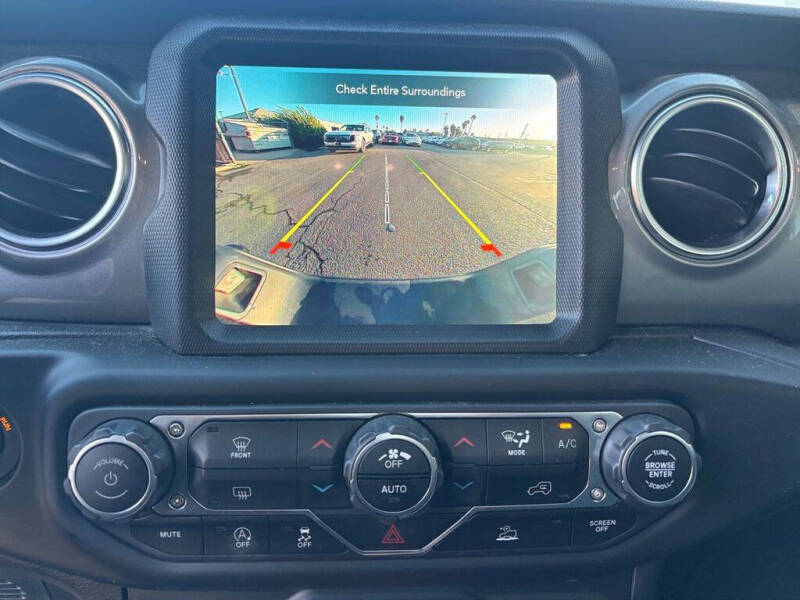 2021 Jeep Gladiator Overland