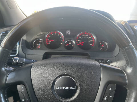 2012 GMC Acadia Denali