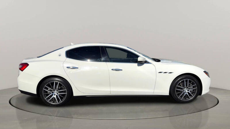 2017 Maserati Ghibli