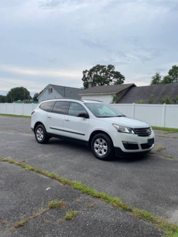 2017 Chevrolet Traverse LS