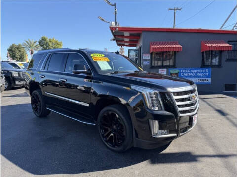 2017 Cadillac Escalade Luxury