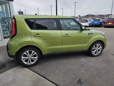 2016 Kia Soul +