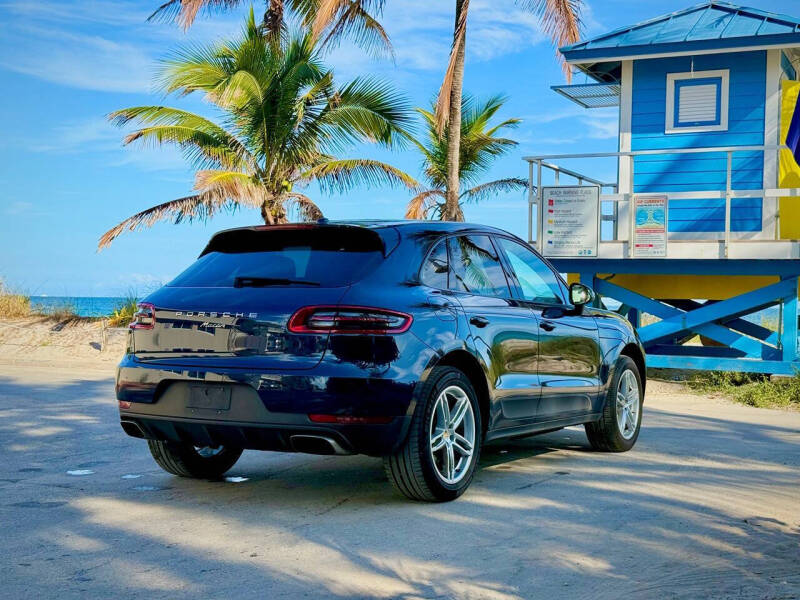 2017 Porsche Macan