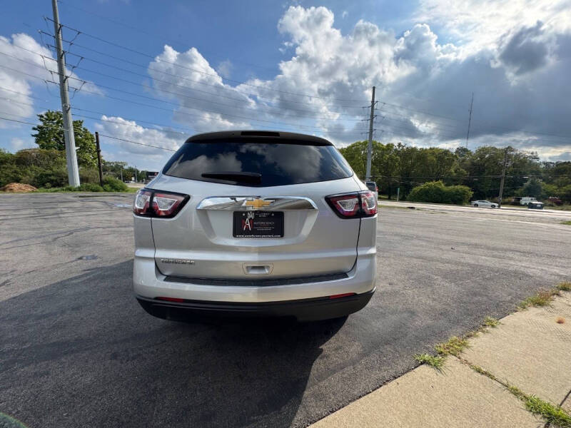 2017 Chevrolet Traverse LS