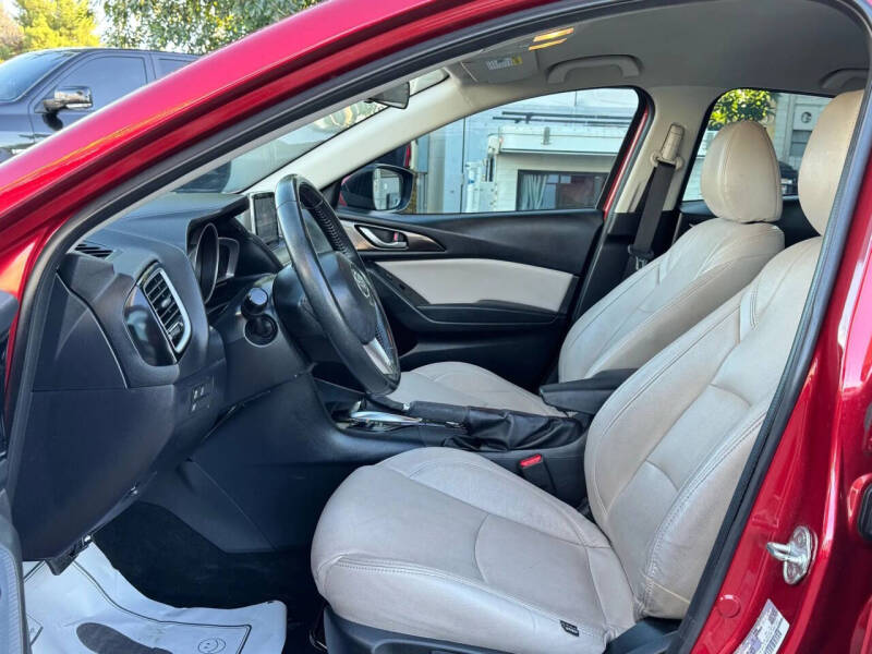 2015 Mazda MAZDA3 i Touring