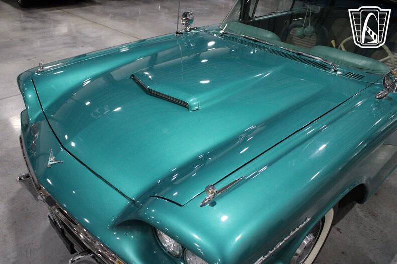 1958 Ford Thunderbird