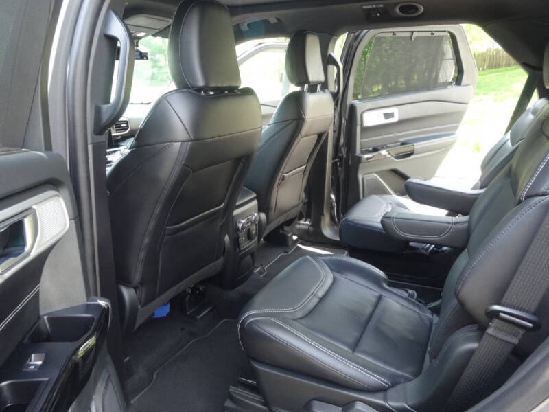 2022 Ford Explorer ST