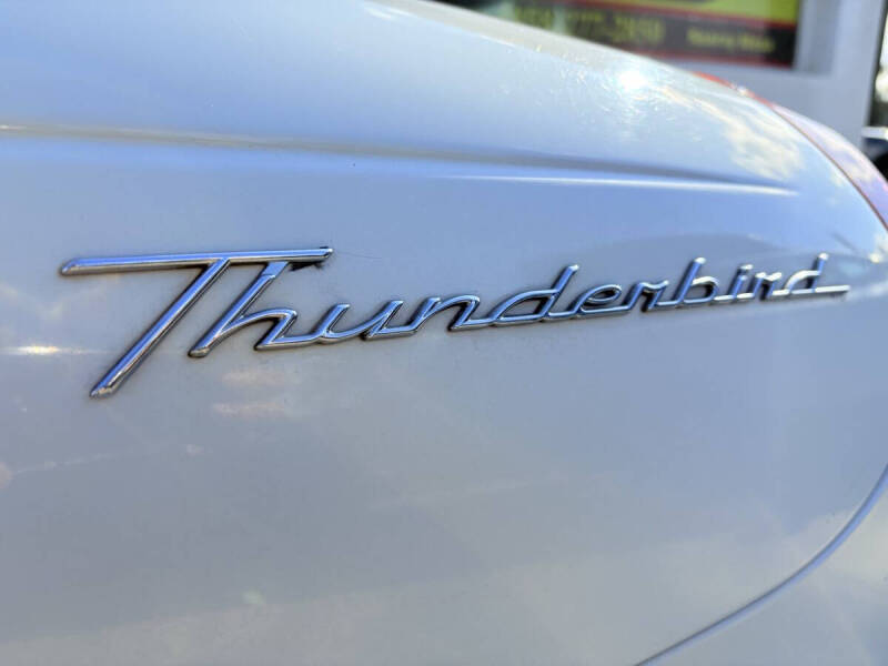 2003 Ford Thunderbird