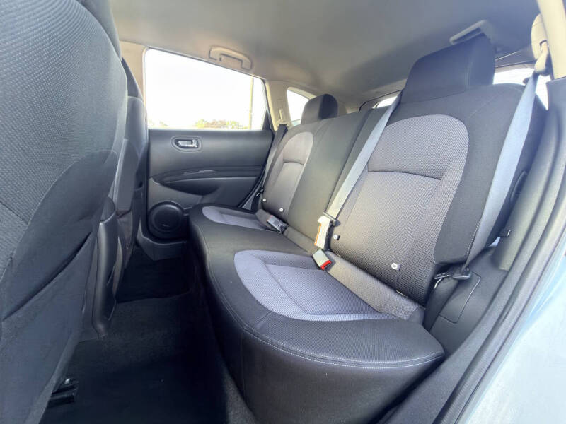 2011 Nissan Rogue SV