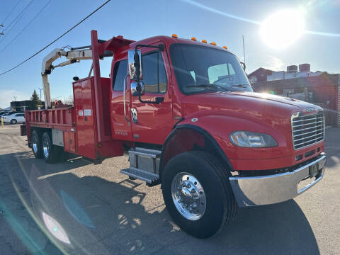 2005 Freightliner M2 106