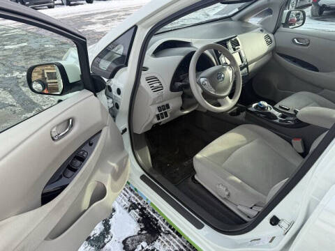 2011 Nissan LEAF SL