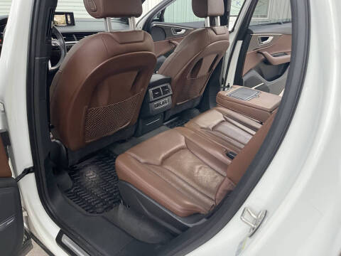 2017 Audi Q7 2.0T quattro Premium Plus