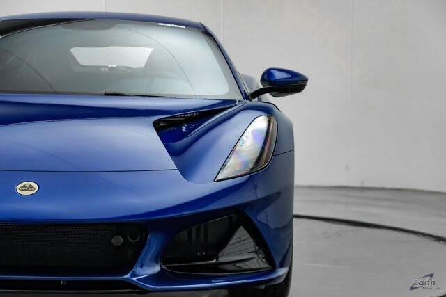 2025 Lotus Emira V6 Base