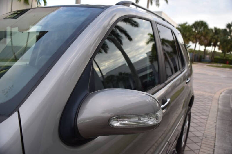 2005 Mercedes-Benz M-Class ML 350