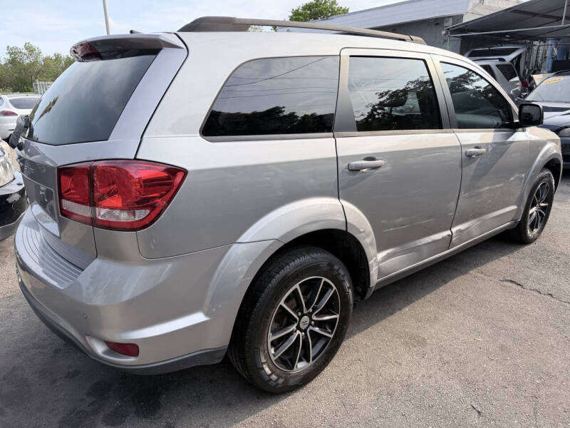 2019 Dodge Journey SE