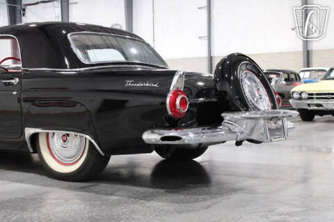 1956 Ford Thunderbird
