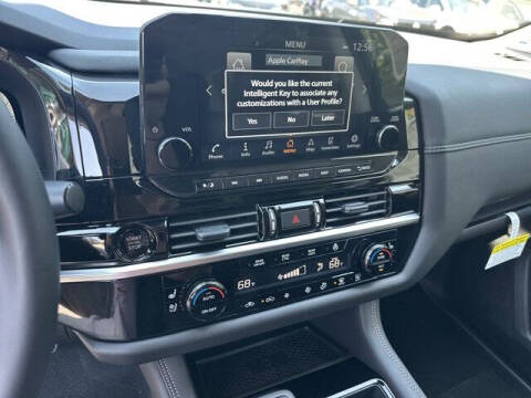 2025 Nissan Pathfinder Platinum