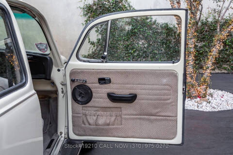 1971 Volkswagen Super Beetle