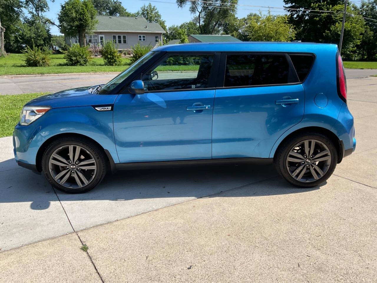 2015 Kia Soul for sale at Auto Connection in Waterloo, IA