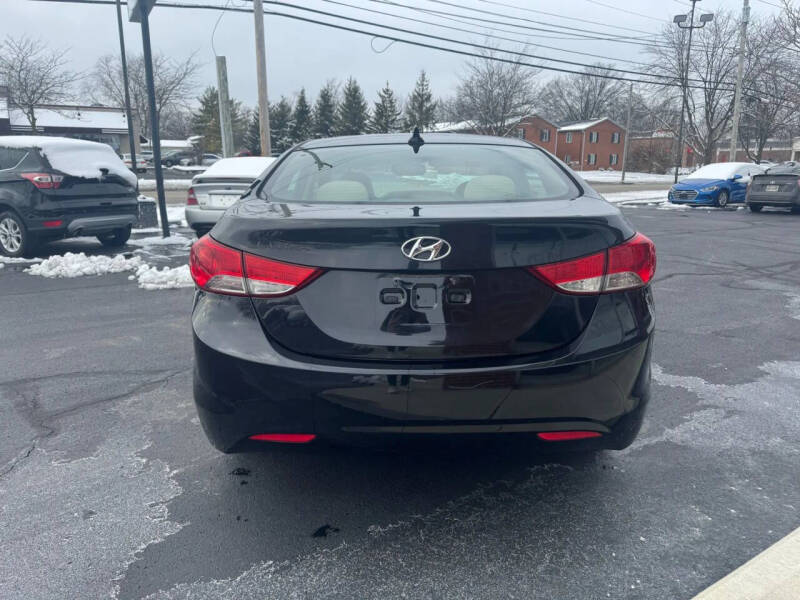2012 Hyundai Elantra