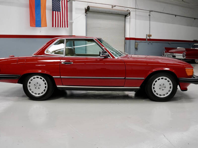 1988 Mercedes-Benz 560-Class 560 SL