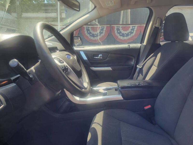 2011 Ford Edge SE