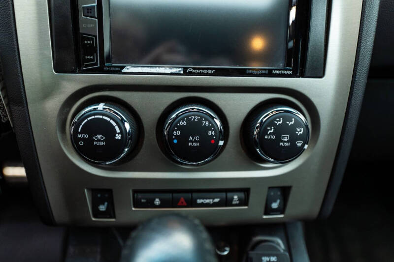 2012 Dodge Challenger SRT8 - Photo 109