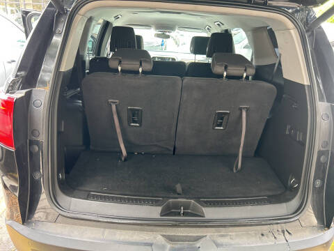 2017 GMC Acadia SLE-2