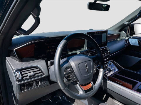 2023 Lincoln Navigator L Reserve
