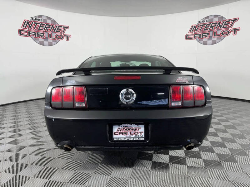 2006 Ford Mustang GT Deluxe