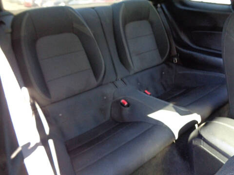 2015 Ford Mustang V6