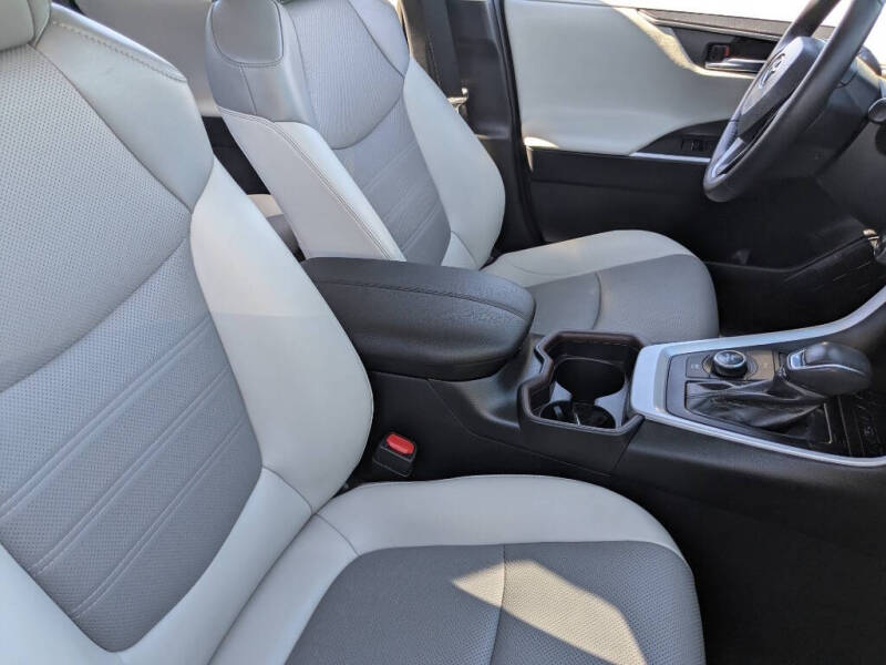 2020 Toyota RAV4 Hybrid Limited